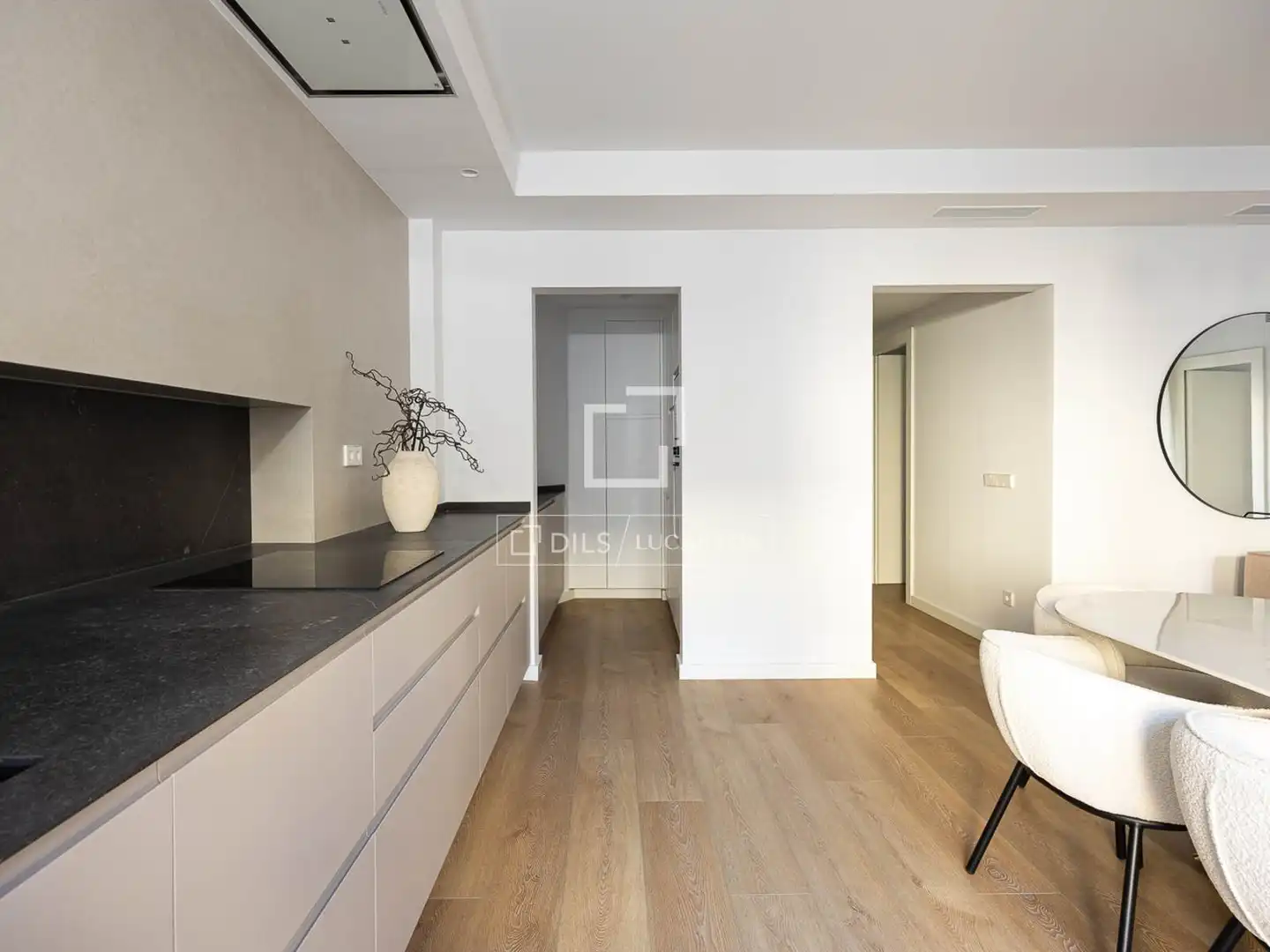 Cocina de Piso en venta en Barcelona con Aire acondicionado, Terraza y Piscina