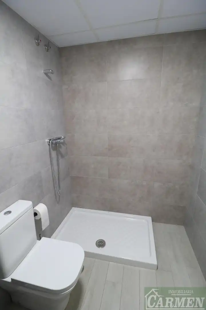 Baño de Piso en venta en Jerez de la Frontera con Aire acondicionado, Terraza y Piscina comunitaria