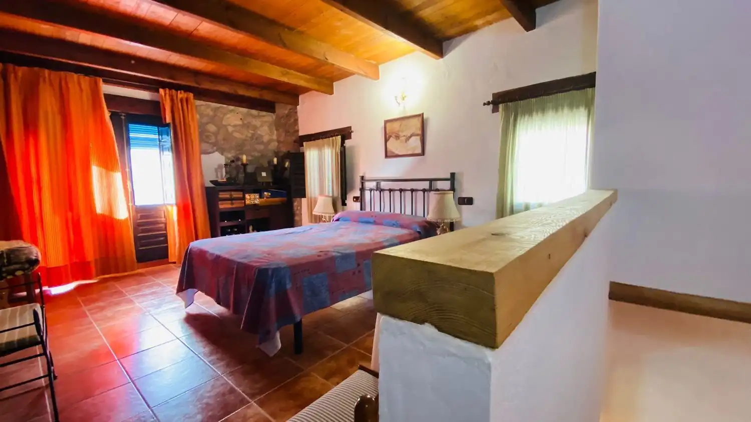 Schlafzimmer von Country house zum Verkauf in Alcudia de Veo mit Klimaanlage und Abstellraum