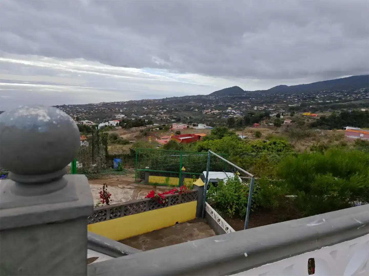 Vista exterior de Casa o chalet en venta en Breña Alta con Jardín privado, Trastero y Amueblado