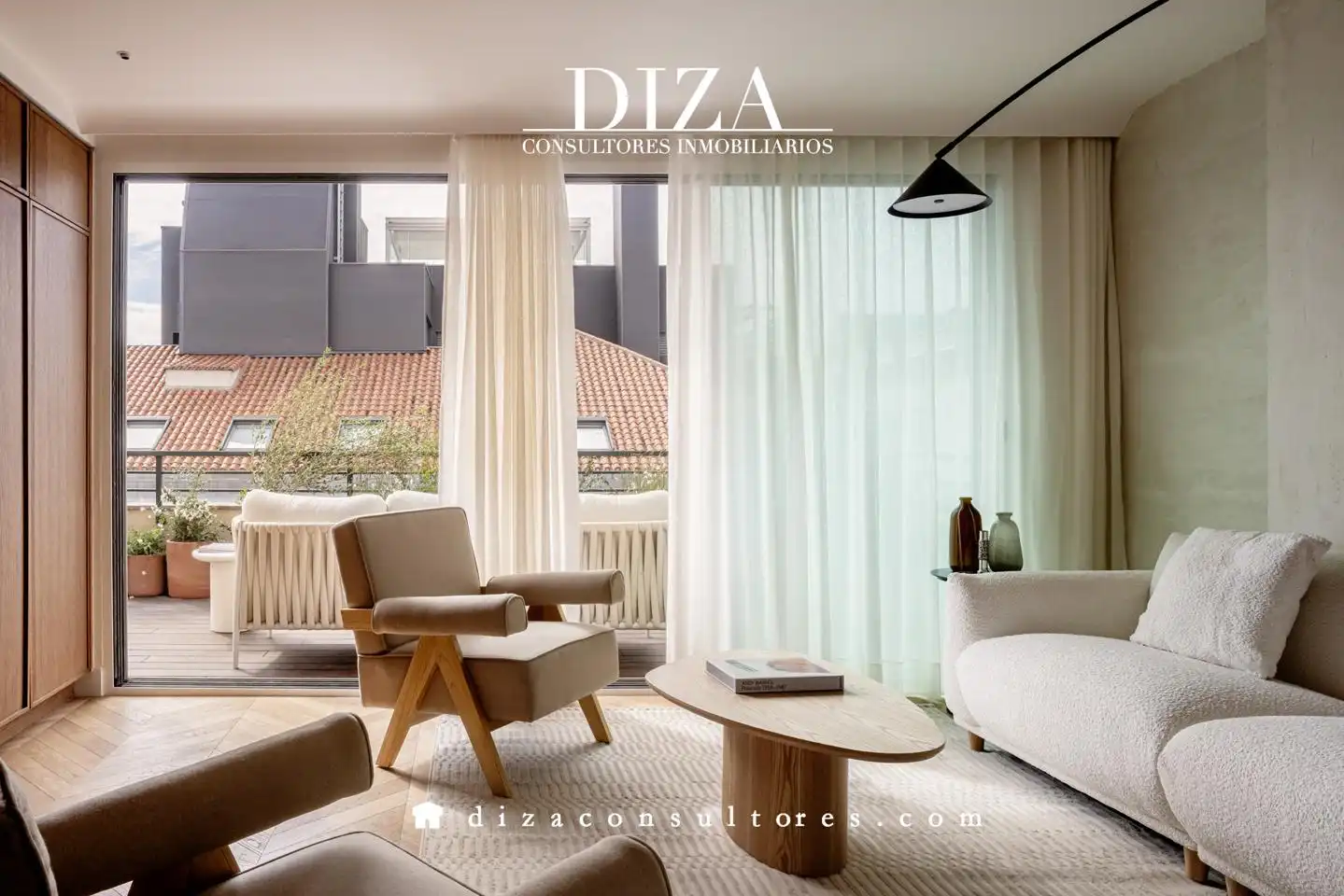 Living room of Duplex for sale in  Madrid Capital  with Air Conditioner and Terrace