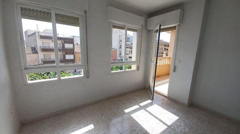 Foto 4 de Apartament en venda a El Pinós / Pinoso, Alicante