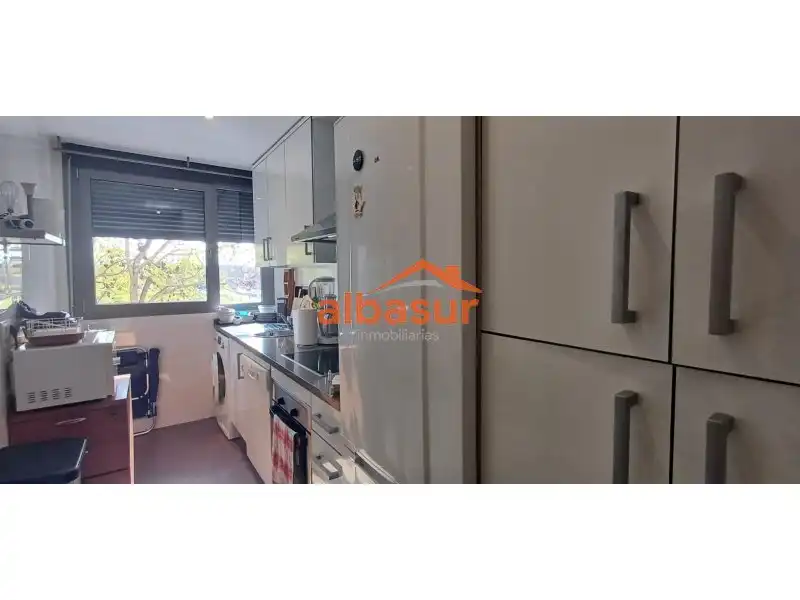 Flat for sale in Santa Rosa - Valdeolleros