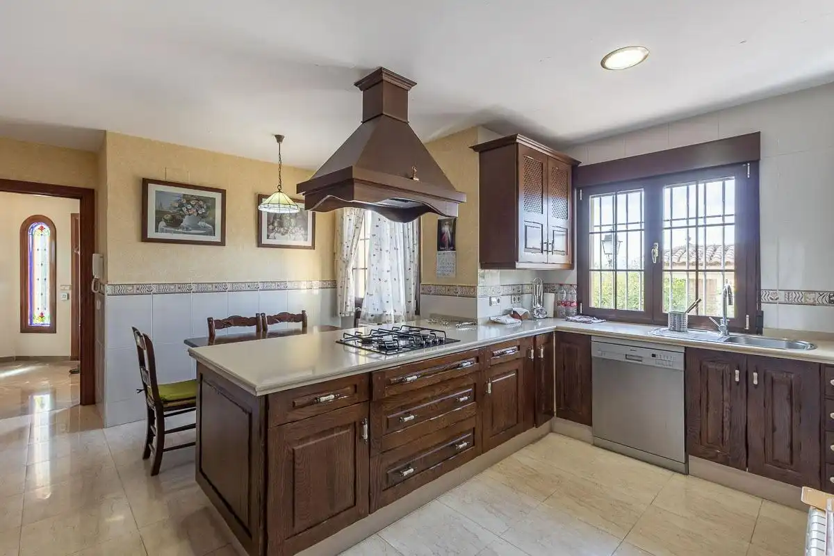 Cocina de Casa o chalet en venta en Cájar con Calefacción, Jardín privado y Terraza