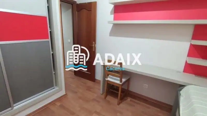 Bedroom of Flat for rent in Cáceres  with Air Conditioner, Heating and Terrace