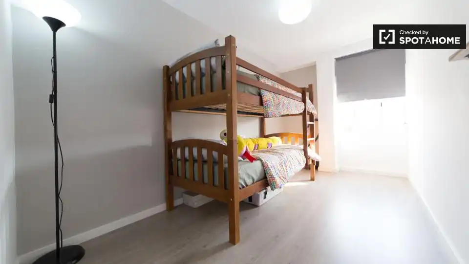 Habitación en El Cabanyal - El Canyamelar