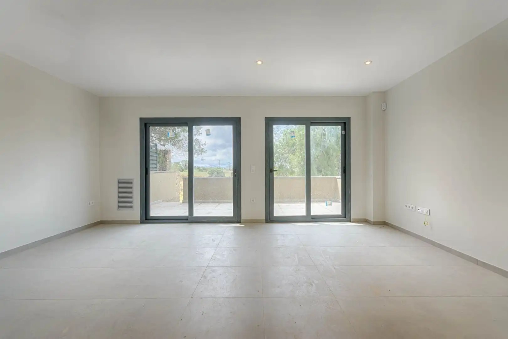 Casa amb piscina en venda a Palau-saverdera, imagen 8