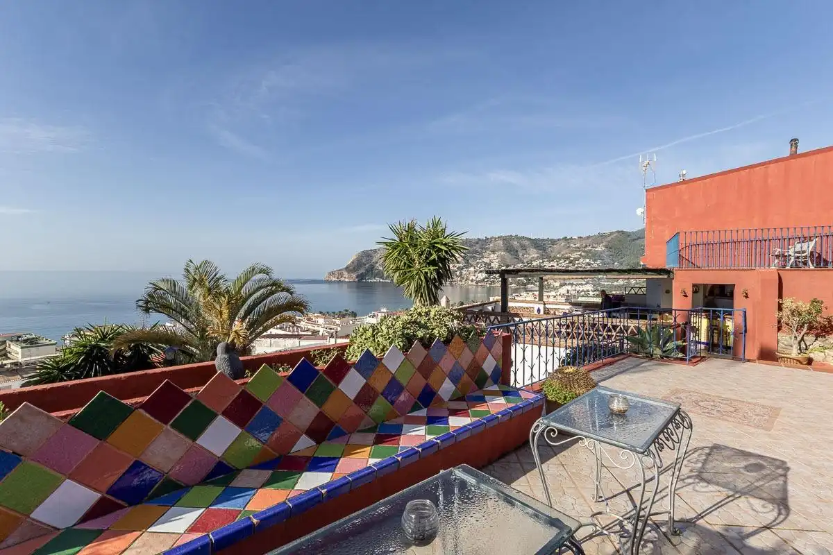 Terraza de Casa o chalet en venta en Almuñécar con Aire acondicionado, Calefacción y Jardín privado