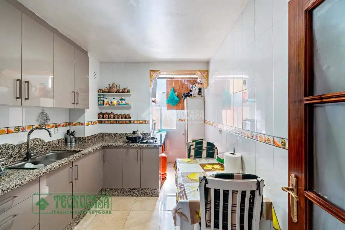 Cocina de Piso en venta en El Ejido con Aire acondicionado, Terraza y Amueblado