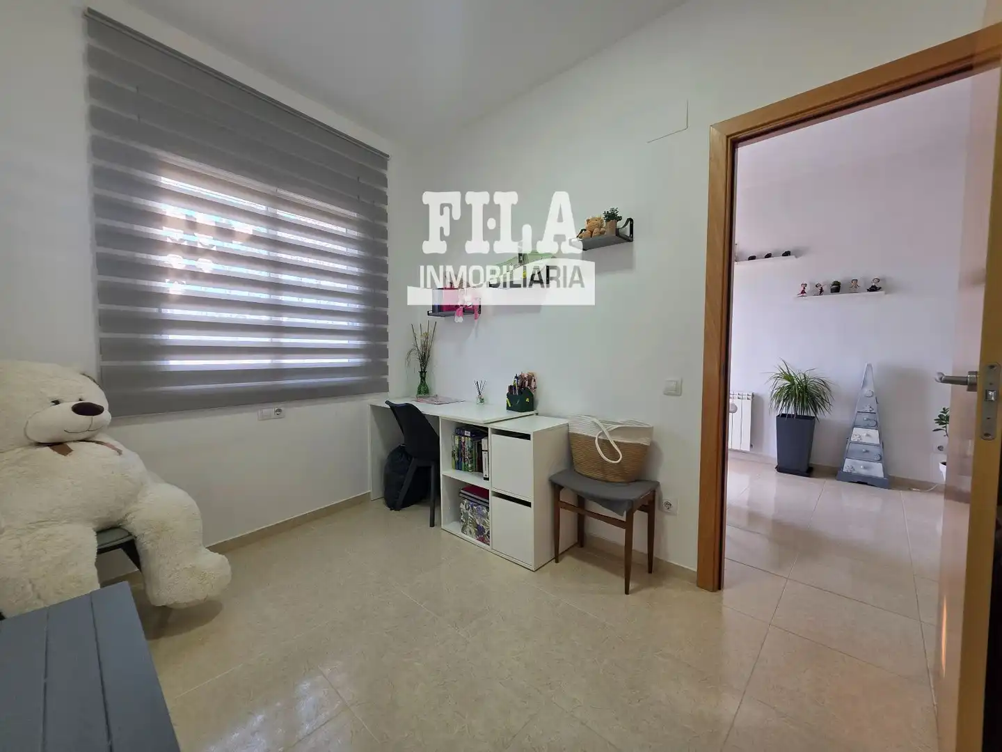 Habitación de Piso en venta en La Pobla de Montornès   con Calefacción y Terraza