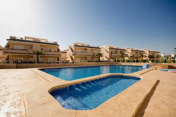 Apartamento con terraza en venta en Pilar de la Horadada ciudad, imagen 2