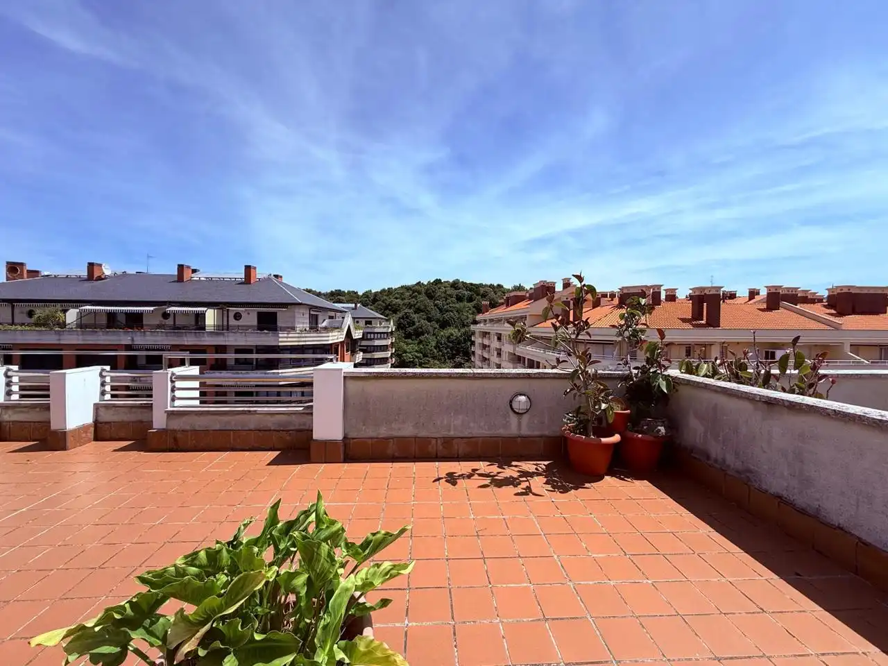 Terraza de Ático en venta en Castro-Urdiales con Calefacción, Parquet y Terraza