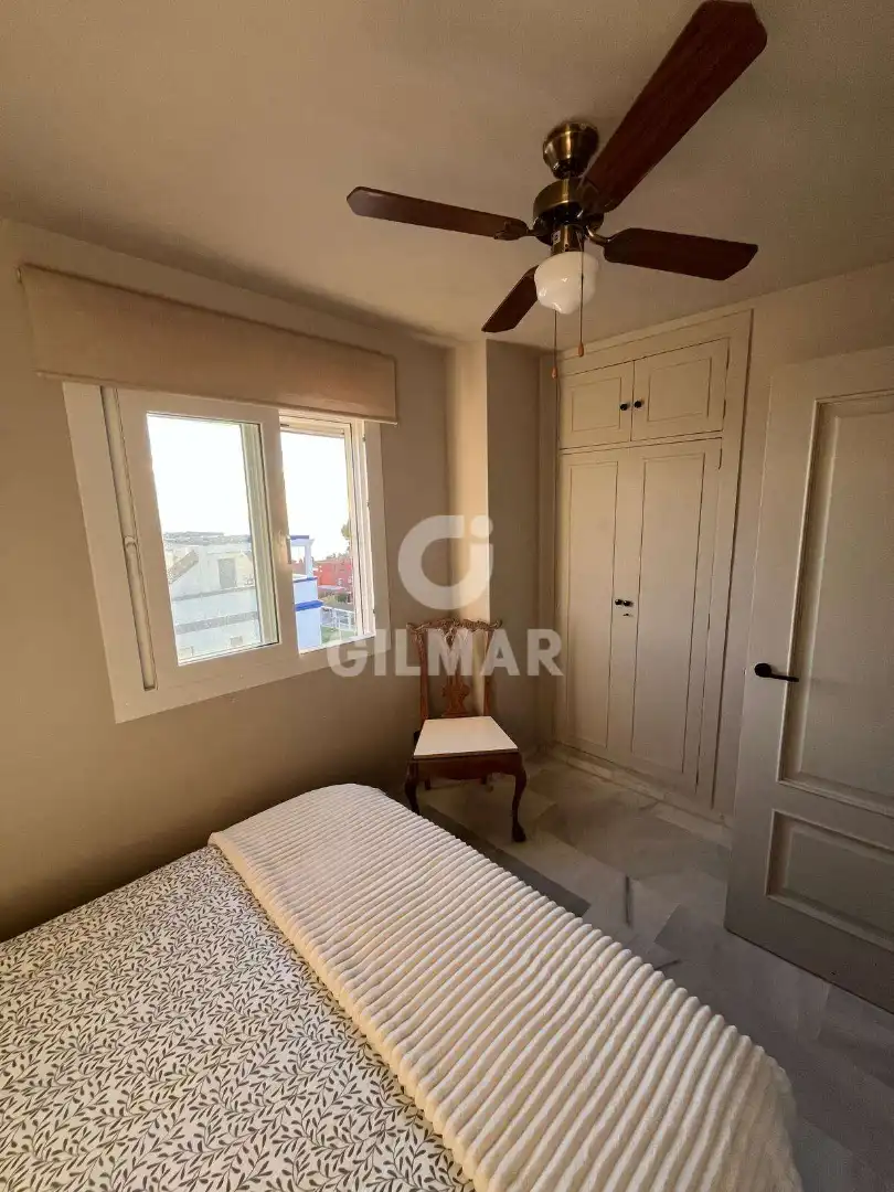 Schlafzimmer von Wohnung zur Miete in El Puerto de Santa María mit Klimaanlage, Heizung und Terrasse