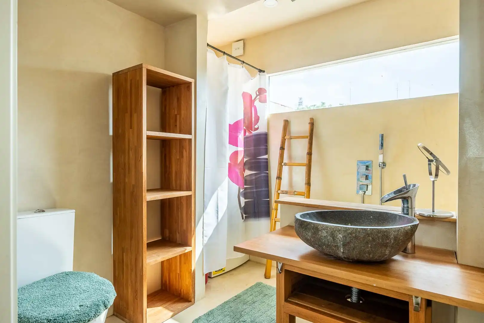 Bathroom of Duplexes for rent in Sevilla  with Air Conditioner, Heating and Terrace