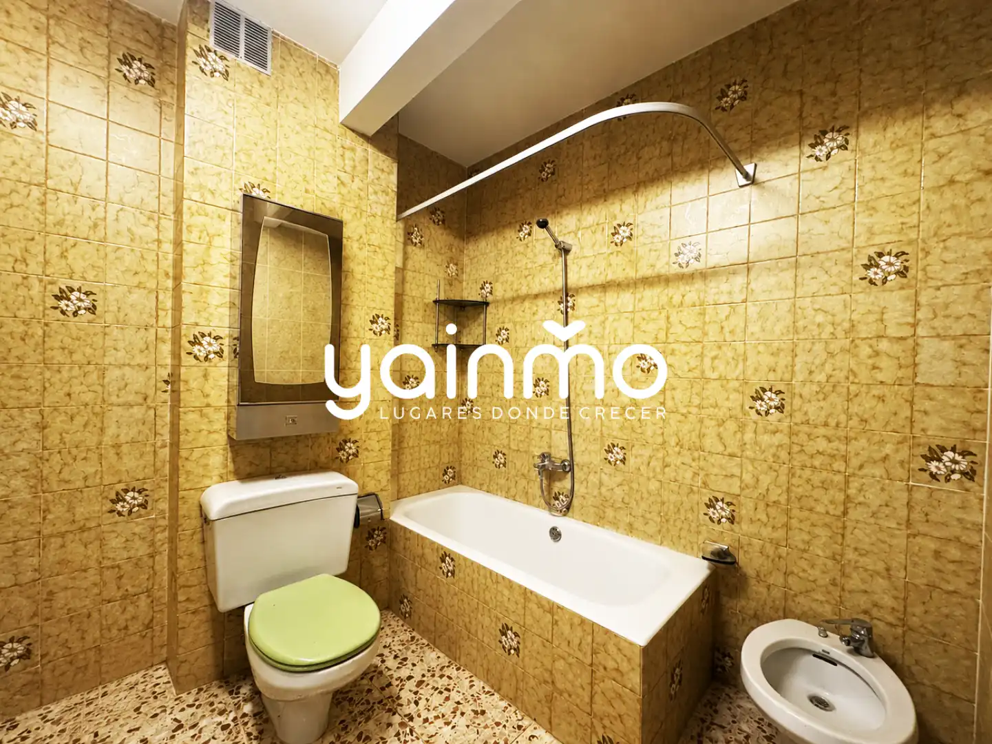 Baño de Casa adosada en venta en La Guardia de Jaén con Terraza