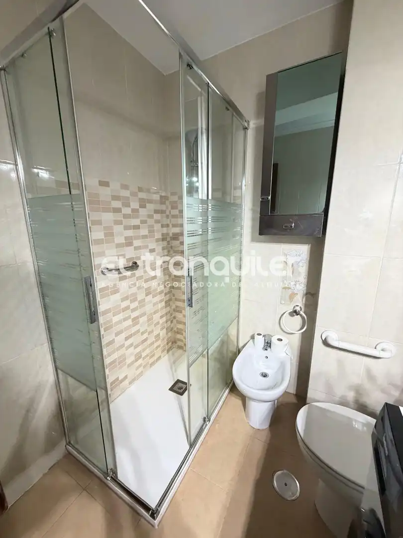 Baño de Piso de alquiler en La Alhóndiga