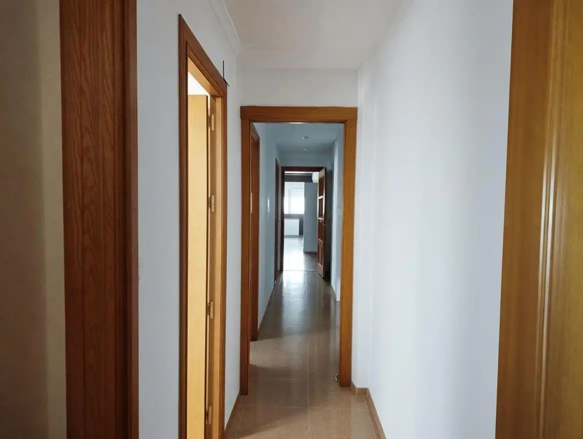 Piso en venta en Albacete con Aire acondicionado, Calefacción y Balcón