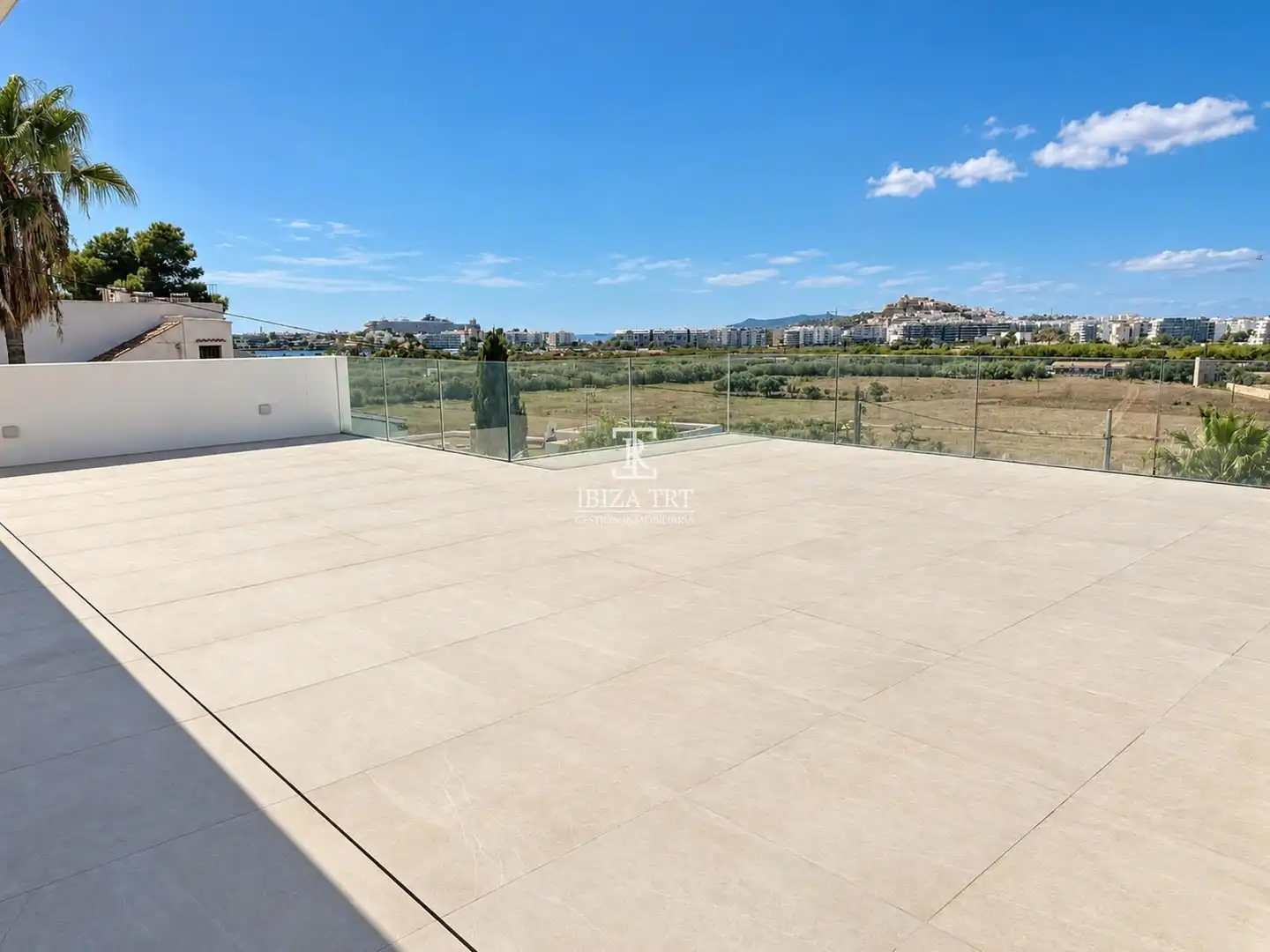Casa amb piscina en venda a Carrer de la Torre de Can Negre, imagen 9