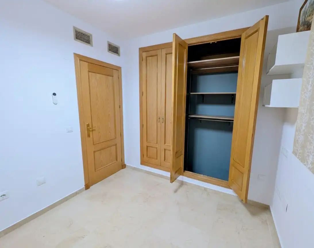Flat with pool for sale in El Pinillo, imagen 11