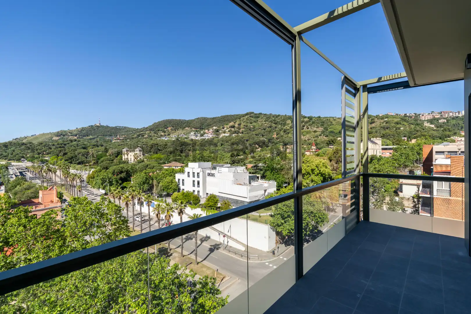 Piso con terraza en venta en Via Augusta 425, imagen 38