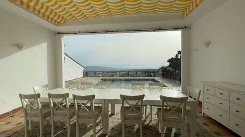 Una mansión espectacular con casa de invitados y piscina en una exclusiva urbanización al borde de la Sierra de Mijas. REF V540184, imatge 5