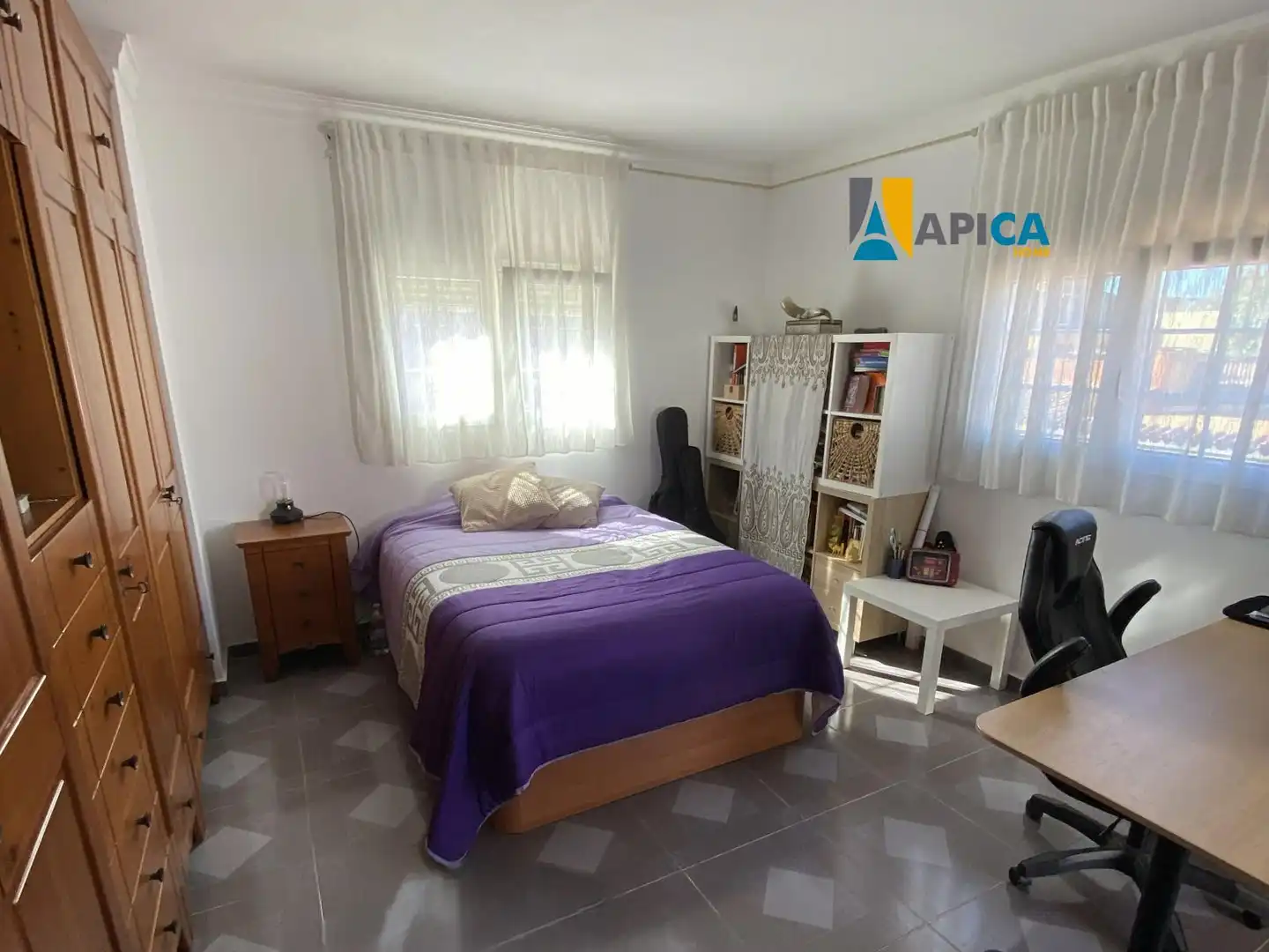Dormitori de Casa o xalet en venda en La Línea de la Concepción amb Traster