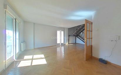 Living room of Flat for sale in  Toledo Capital