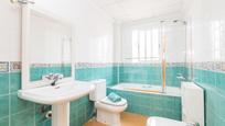 Bathroom of Flat for sale in Granja de Rocamora  with Terrace