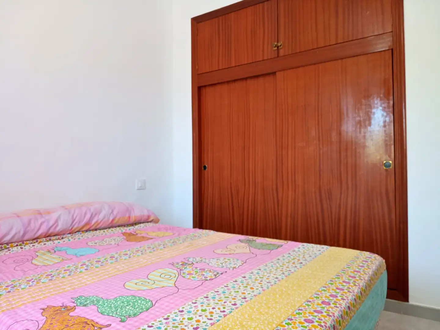Habitación de Casa adosada en venta en Los Alcázares con Terraza, Trastero y Amueblado