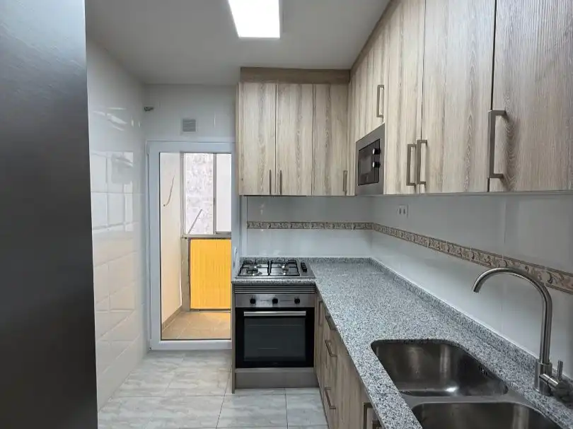 Piso en venta en carretera de castello 8, imagen 2