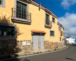 Exterior view of Building for sale in Valleseco