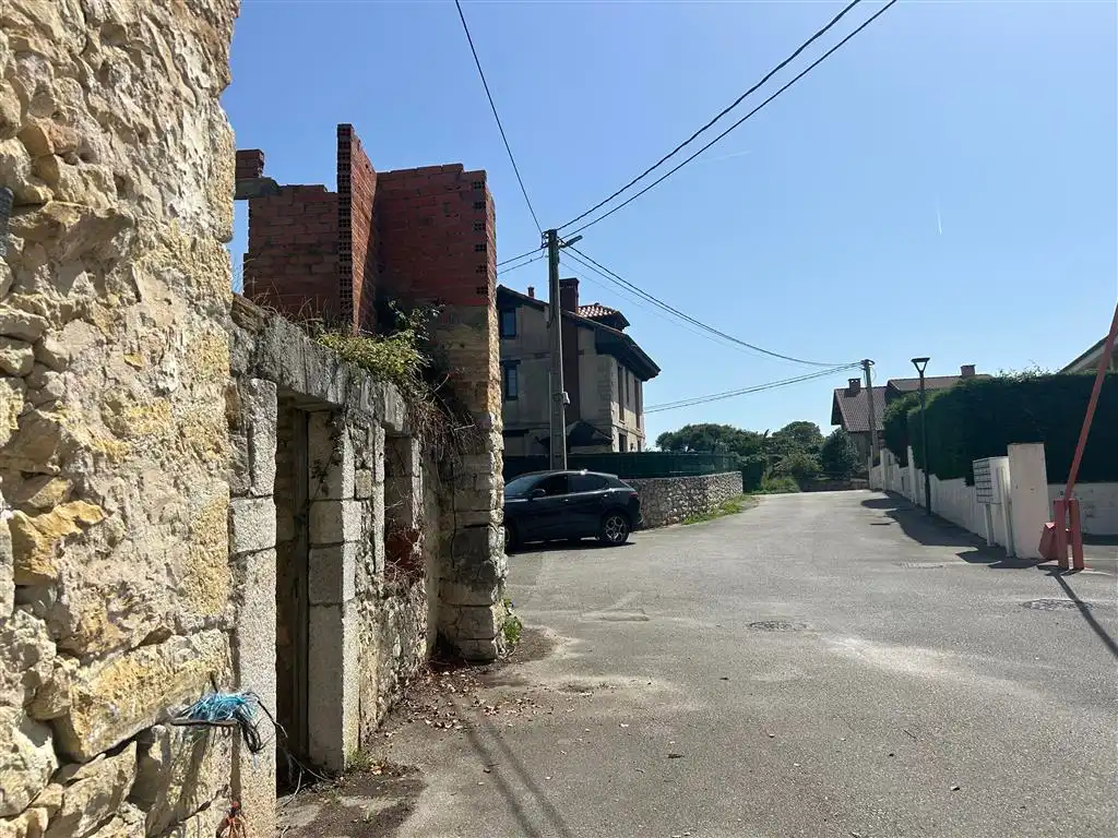 Exterior view of Country homes for sale in Val de San Vicente 