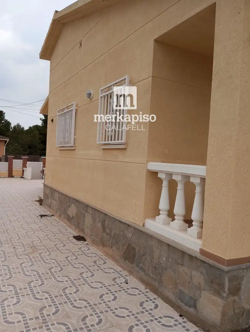 Exterior view of Houses for sale in El Vendrell  with Heating, Terrace and Storage room