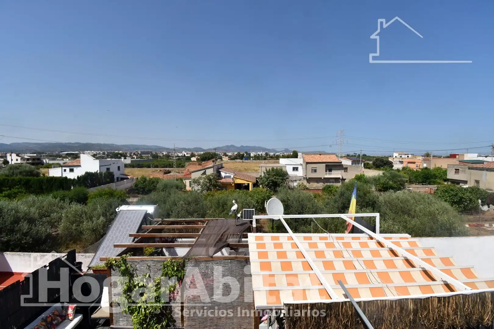 Vista exterior de Pis en venda en Castellón de la Plana / Castelló de la Plana amb Aire condicionat i Terrassa
