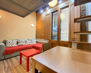 Sala d'estar de Pis de lloguer en  Barcelona Capital amb Aire condicionat, Parquet i Terrassa