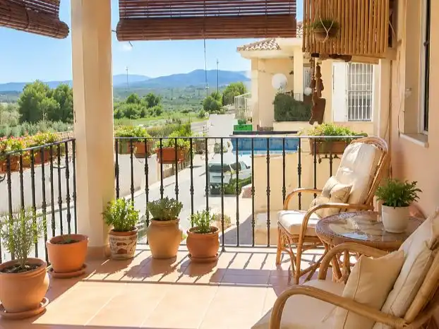 Wohnung mit Pool zum Verkauf in avda. Denia 16