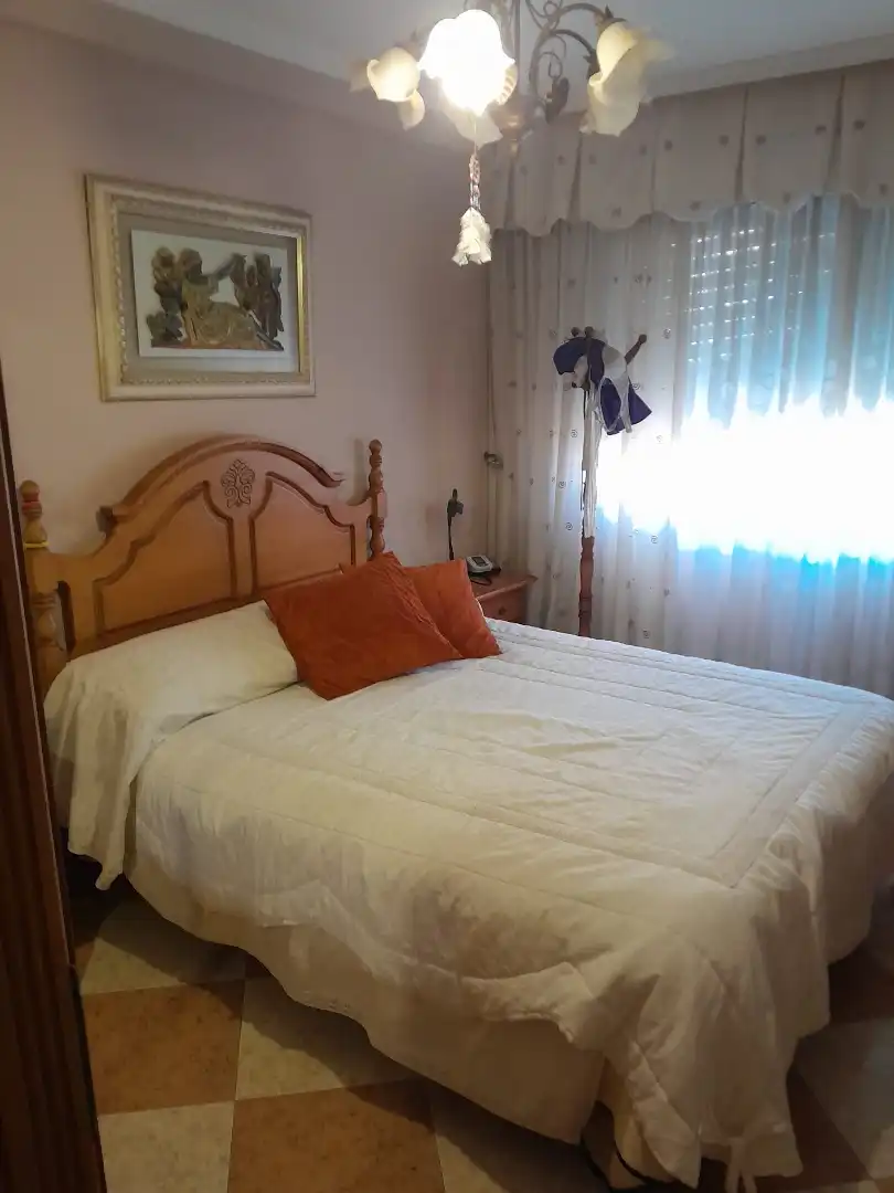 Habitación de Ático en venta en San Vicente del Raspeig / Sant Vicent del Raspeig con Aire acondicionado, Calefacción y Amueblado