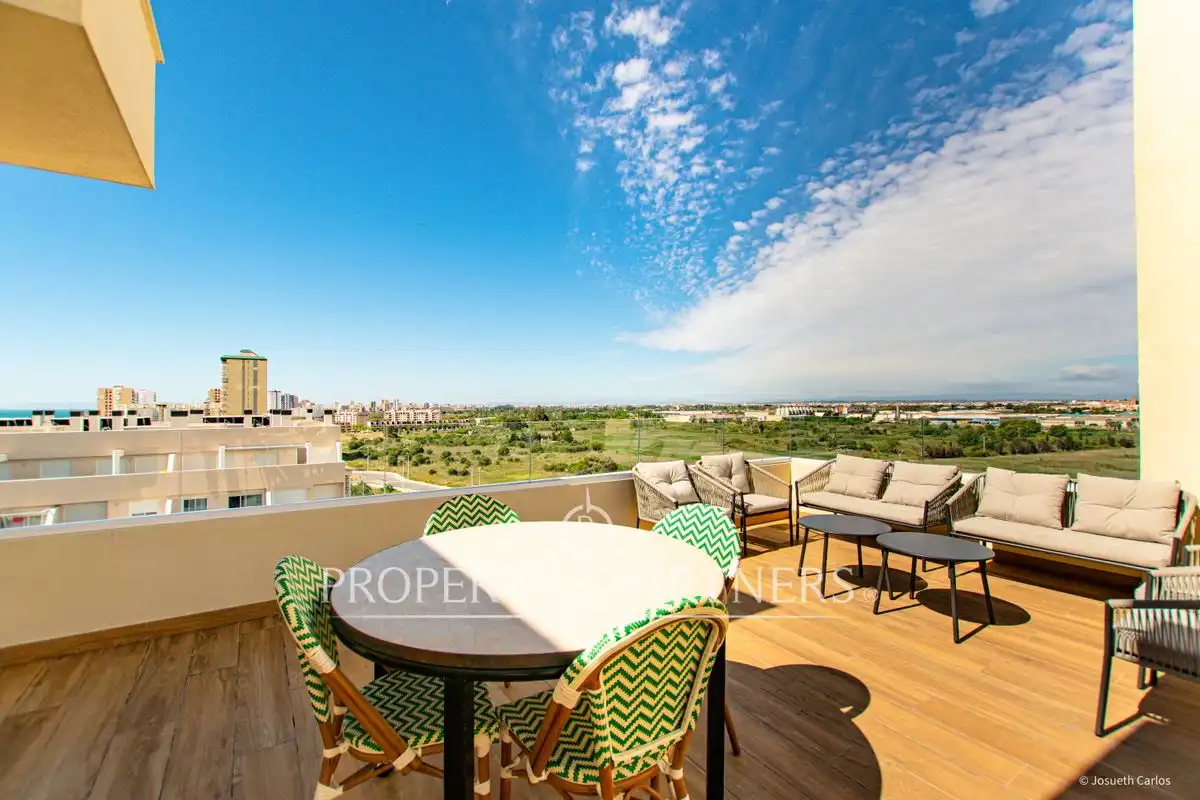 Terraza de Dúplex en venta en El Puig de Santa Maria con Aire acondicionado, Calefacción y Jardín privado