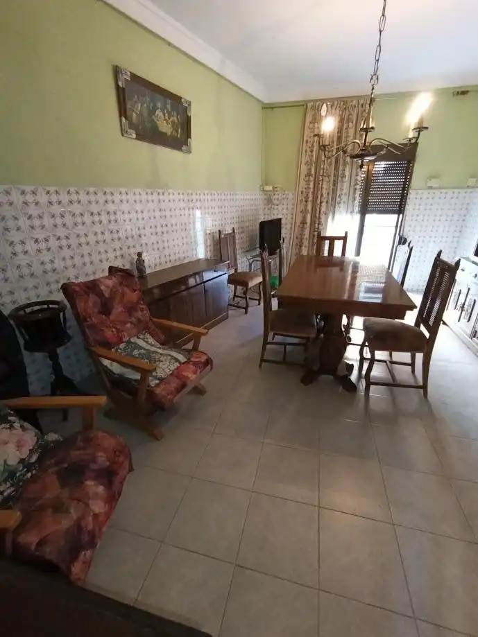 Comedor de Piso en venta en Mislata con Terraza, Trastero y Balcón