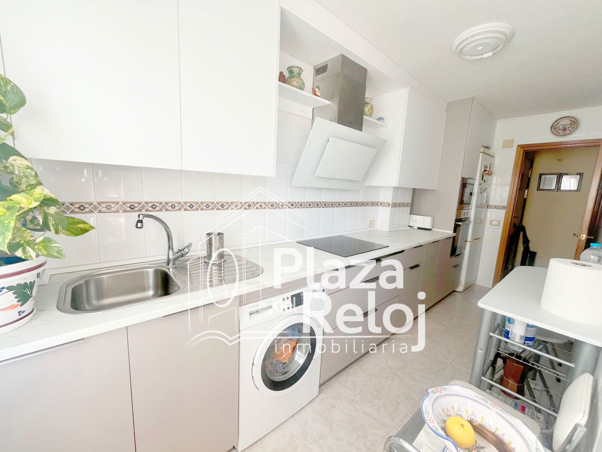 Kitchen of Flat for sale in Talavera de la Reina  with Air Conditioner, Heating and Storage room
