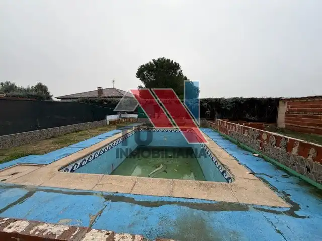 Swimming pool of Houses for sale in Huecas  with Storage room, Swimming Pool and Alarm