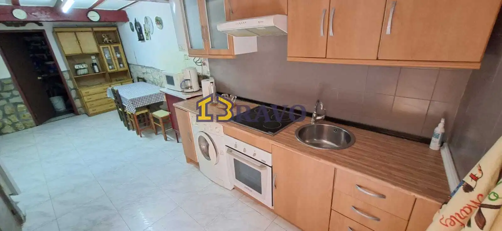 Cuina de Casa o xalet en venda en Valle de Tobalina amb Calefacció i Moblat