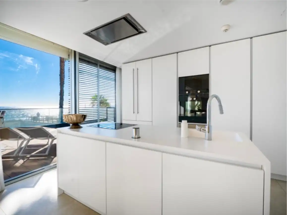 Cocina de Casa o chalet de alquiler en Estepona con Aire acondicionado, Calefacción y Jardín privado