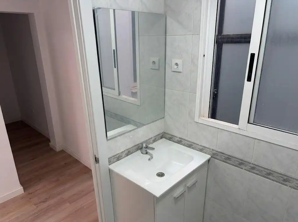 Baño de Piso en venta en Algemesí con Balcón