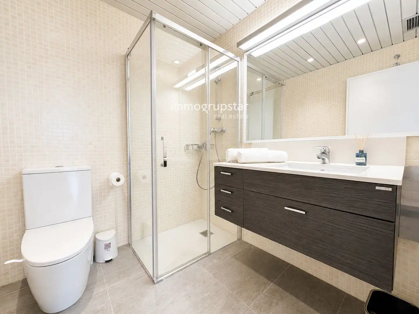 Bathroom of Apartments for sale in Castell d'Aro, Platja d'Aro i s'Agaró  with Air Conditioner, Heating and Terrace