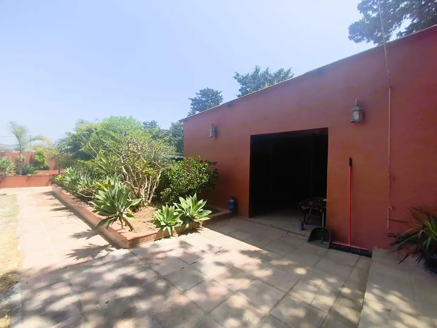 Jardí de Casa o xalet en venda en La Línea de la Concepción amb Jardí privat i Piscina