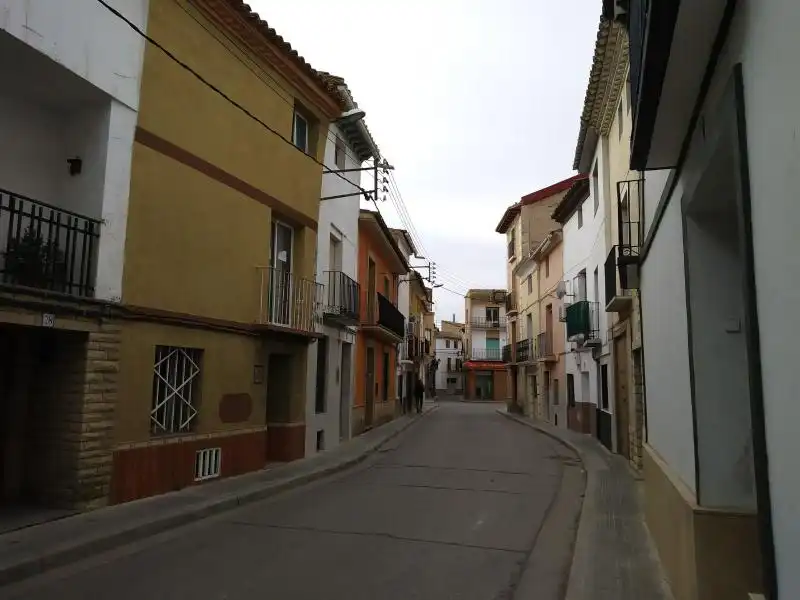 Vista exterior de Casa o xalet en venda en Gelsa amb Jardí privat