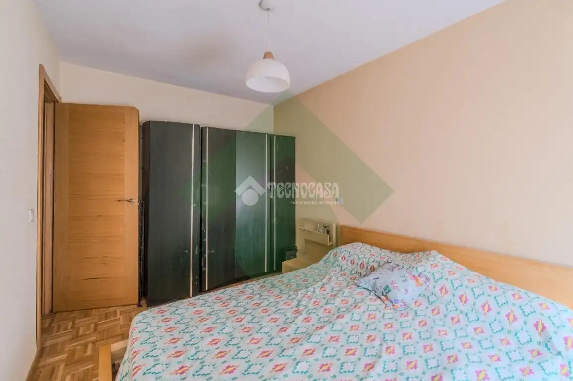Bedroom of Flat for sale in Madrid  with Heating