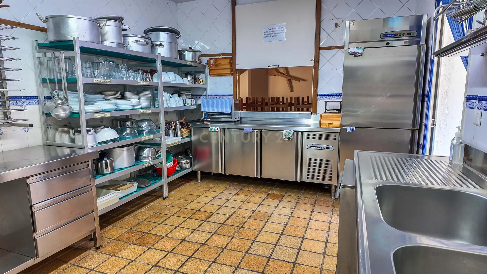 Cocina de Edificio en venta en Torrejón el Rubio, Cáceres