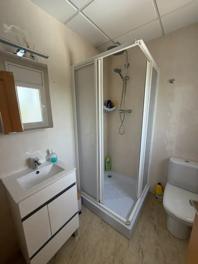 Baño de Casa o chalet en venta en El Perelló con Aire acondicionado, Calefacción y Jardín privado